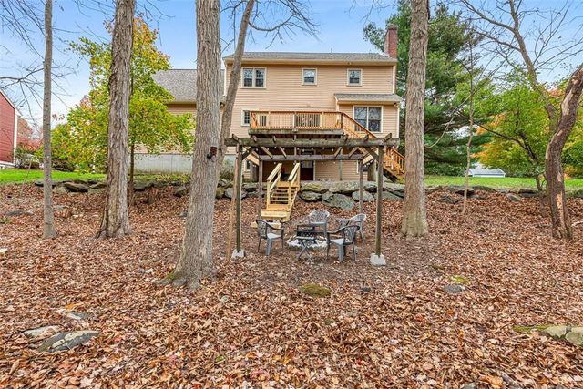 11 Southbury Road, Cumberland, RI 02864