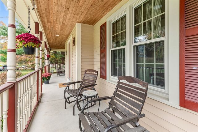 11 Southbury Road, Cumberland, RI 02864