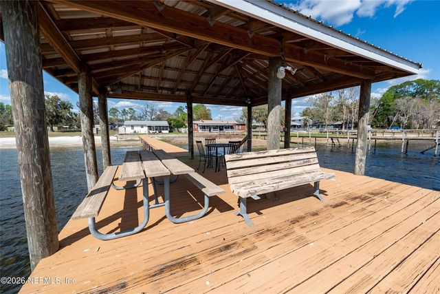 7932 SW COUNTY ROAD 18, Hampton, FL 32044
