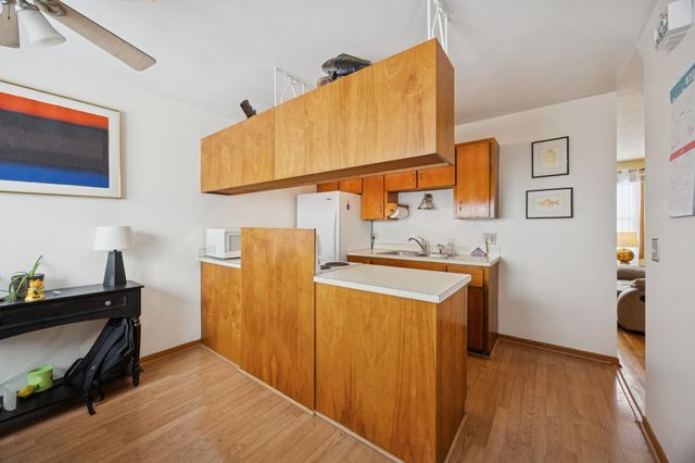 1494 21st Avenue NW 4, New Brighton, MN 55112