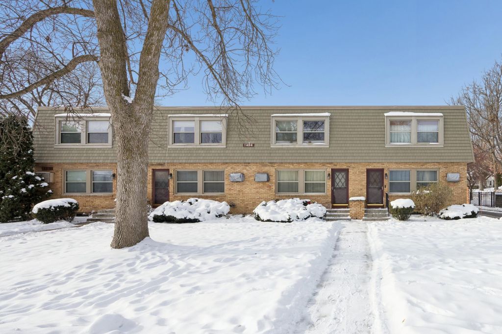 1494 21st Avenue NW 4, New Brighton, MN 55112