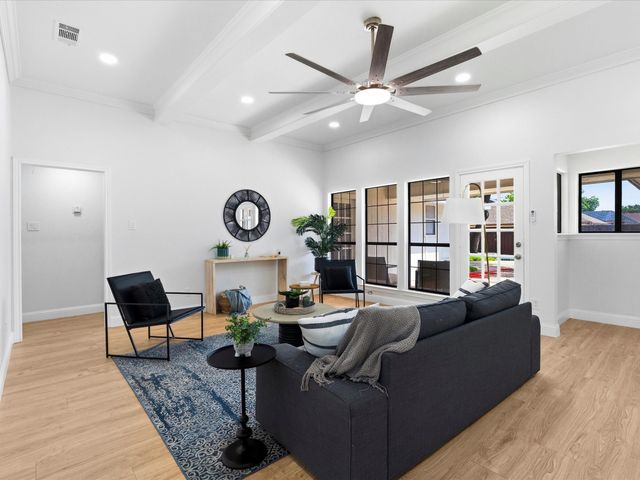 3718 Thornhill Way, Rowlett, TX 75088