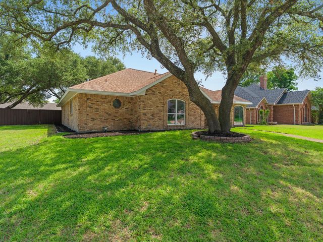 3718 Thornhill Way, Rowlett, TX 75088