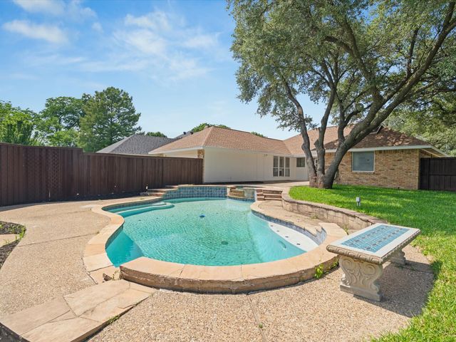 3718 Thornhill Way, Rowlett, TX 75088