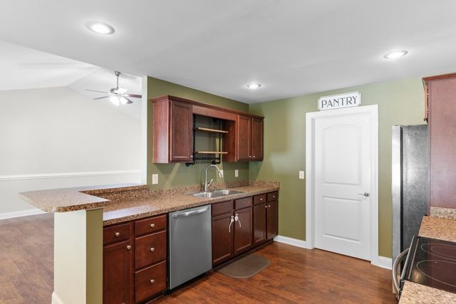 2804 Blue Belle Ln., Conway, SC 29527