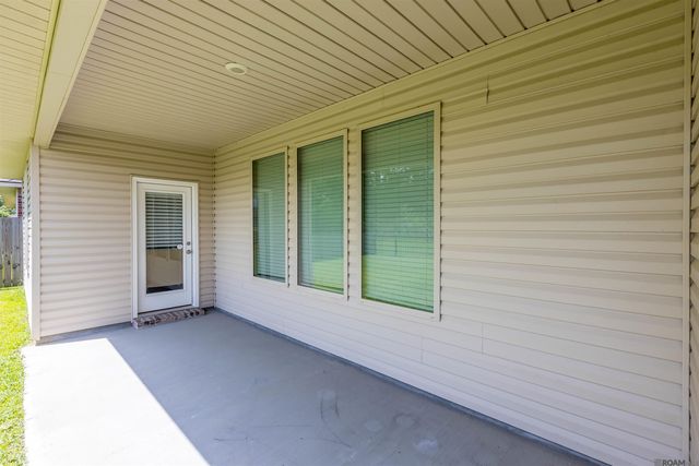 21272 W Grove Dr, Zachary, LA 70791