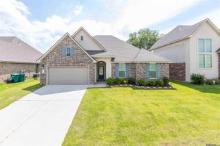 21272 W Grove Dr, Zachary, LA 70791