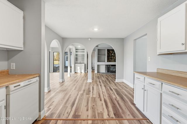 849 Bass Ln, Shelbyville, KY 40065