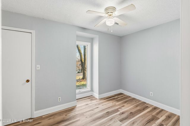 849 Bass Ln, Shelbyville, KY 40065