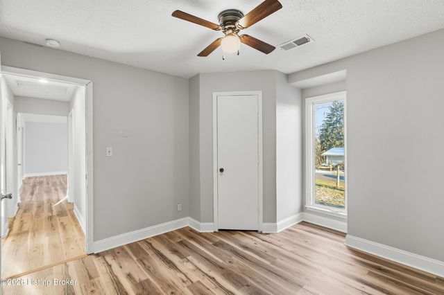 849 Bass Ln, Shelbyville, KY 40065