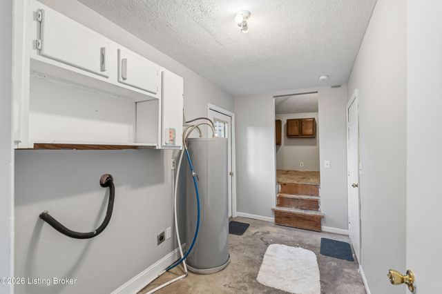 849 Bass Ln, Shelbyville, KY 40065