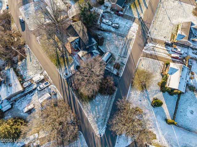 849 Bass Ln, Shelbyville, KY 40065