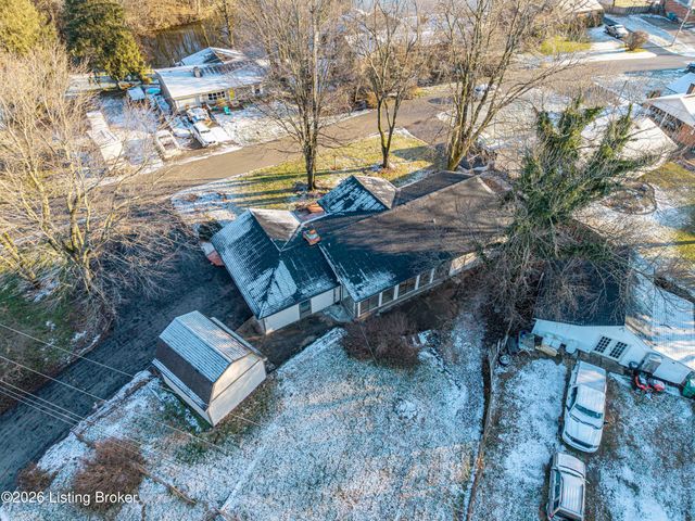 849 Bass Ln, Shelbyville, KY 40065