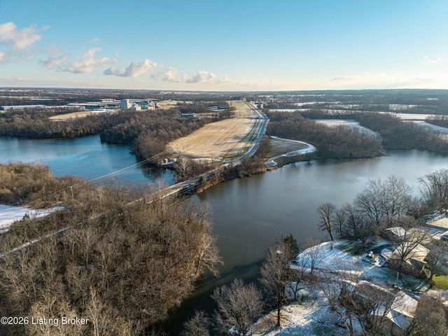 849 Bass Ln, Shelbyville, KY 40065