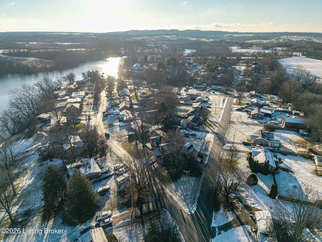 849 Bass Ln, Shelbyville, KY 40065