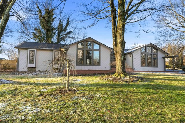 849 Bass Ln, Shelbyville, KY 40065