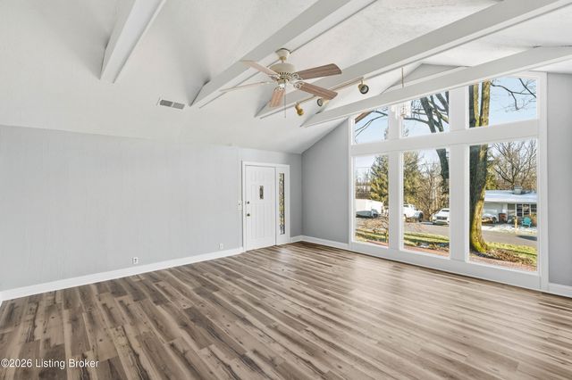 849 Bass Ln, Shelbyville, KY 40065