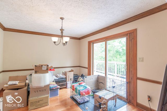 2280 Woodsway Drive, Greenwood, IN 46143