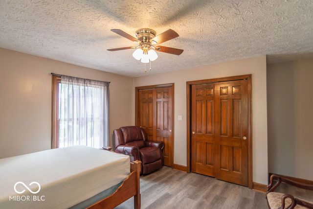2280 Woodsway Drive, Greenwood, IN 46143