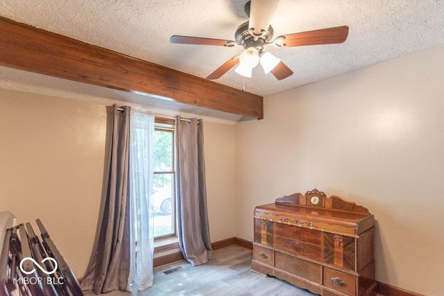 2280 Woodsway Drive, Greenwood, IN 46143