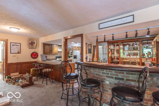 2280 Woodsway Drive, Greenwood, IN 46143
