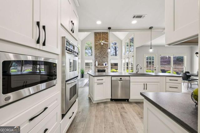 240 Fieldstone Path, Alpharetta, GA 30005