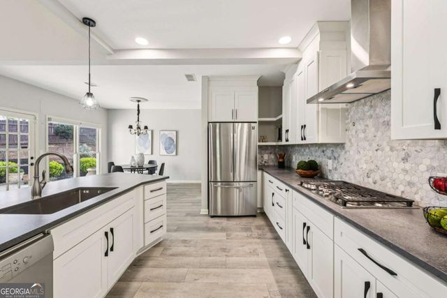 240 Fieldstone Path, Alpharetta, GA 30005