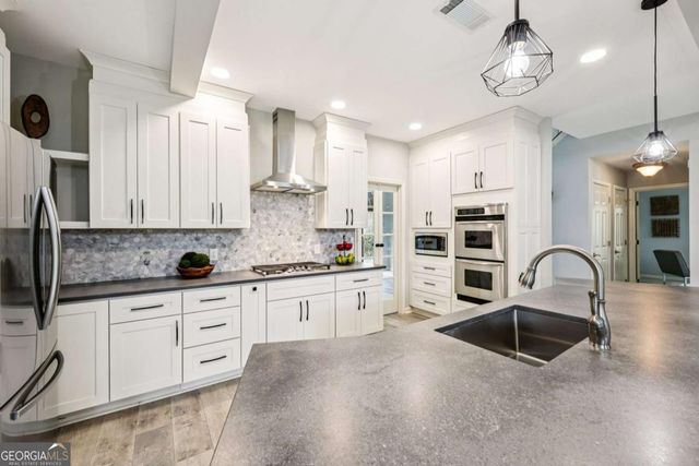 240 Fieldstone Path, Alpharetta, GA 30005