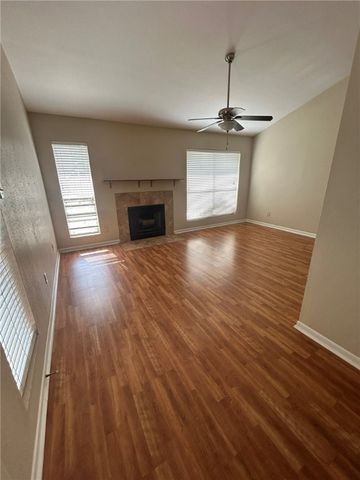 1501 Stallings 41, College Station, TX 77840