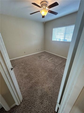 1501 Stallings 41, College Station, TX 77840