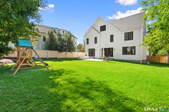 36 Bauer Pl Extension, Westport, CT 06880