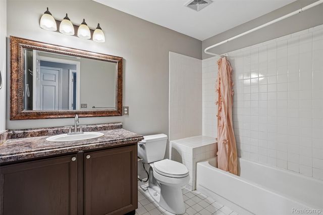 1781 S Shore Drive, Rochester Hills, MI 48307