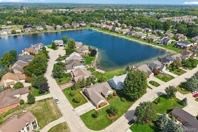 1781 S Shore Drive, Rochester Hills, MI 48307