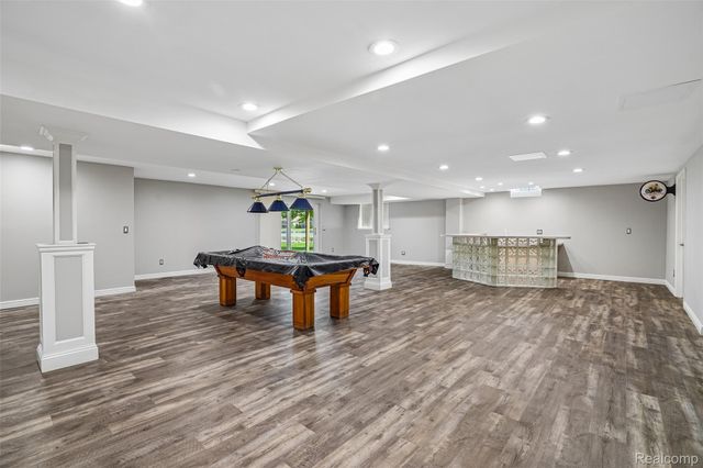 1781 S Shore Drive, Rochester Hills, MI 48307