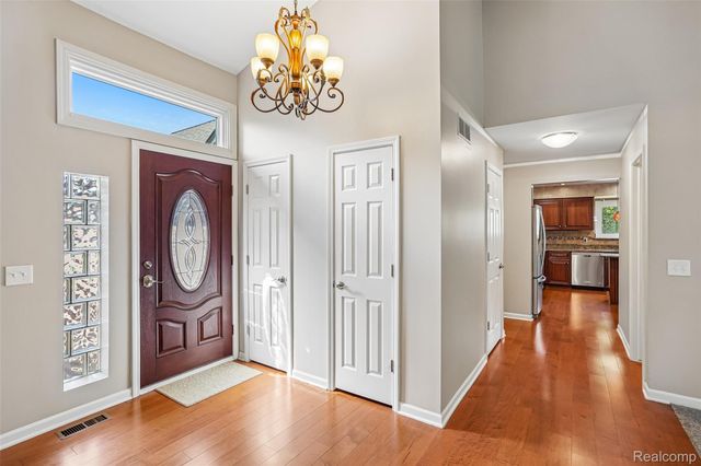 1781 S Shore Drive, Rochester Hills, MI 48307