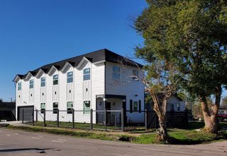 2615 Campbell Street, Houston, TX 77026