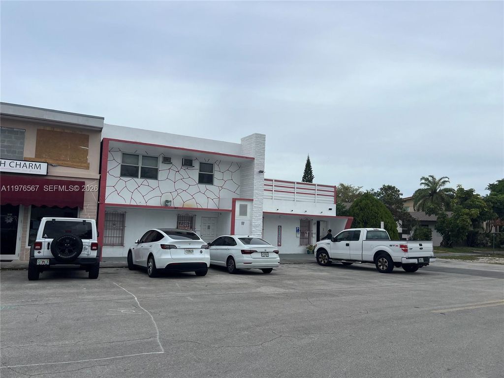 149 Bentley Drive 149A, Miami Springs, FL 33166