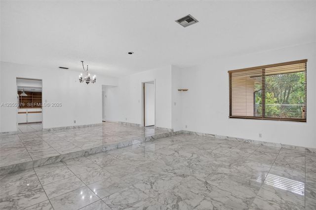 13680 SW 26th St, Davie, FL 33325