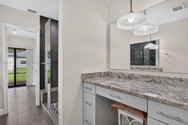 13680 SW 26th St, Davie, FL 33325