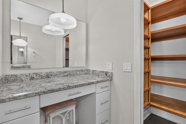 13680 SW 26th St, Davie, FL 33325