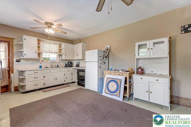 1434 Shimerville Road, Emmaus Boro, PA 18049