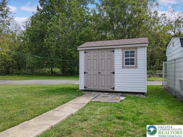 1434 Shimerville Road, Emmaus Boro, PA 18049