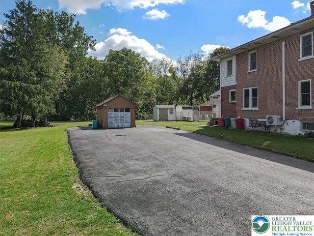 1434 Shimerville Road, Emmaus Boro, PA 18049