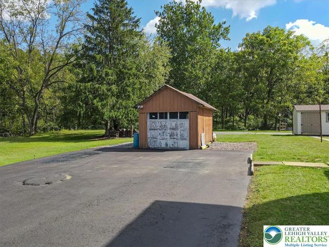 1434 Shimerville Road, Emmaus Boro, PA 18049