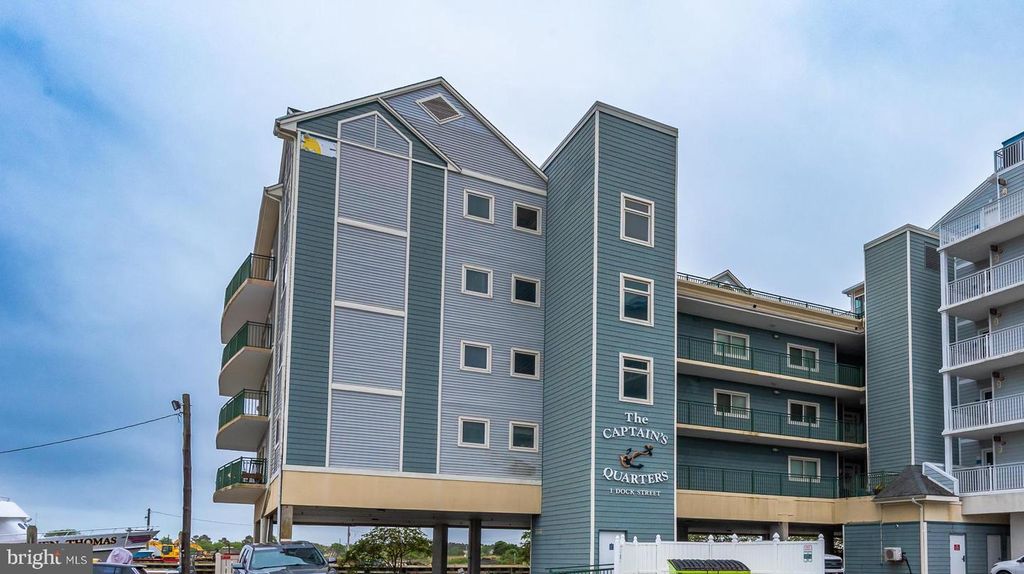 1 Dock St Unit 203, Crisfield, MD 21817