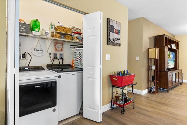 6570 NW 24th Ct, Margate, FL 33063