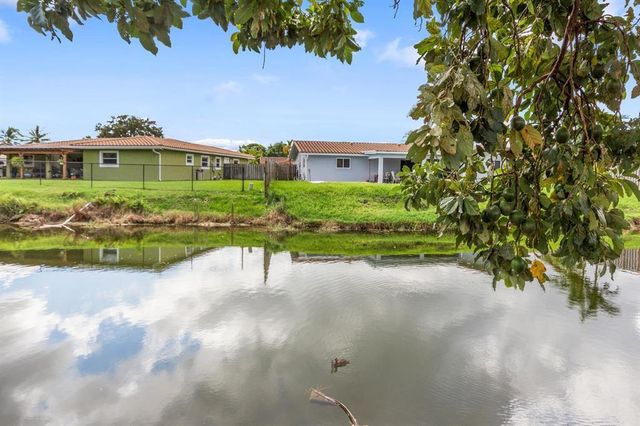 6570 NW 24th Ct, Margate, FL 33063