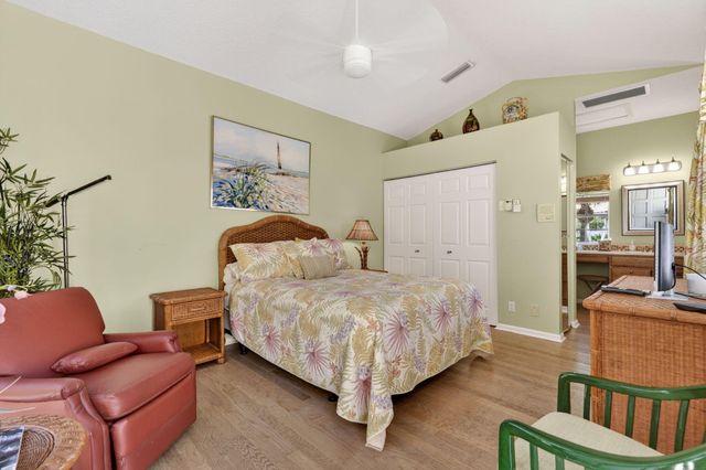 402 Eagleton Cove Way, Palm Beach Gardens, FL 33418