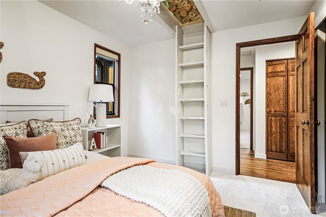 2234 108th Avenue SE, Bellevue, WA 98004