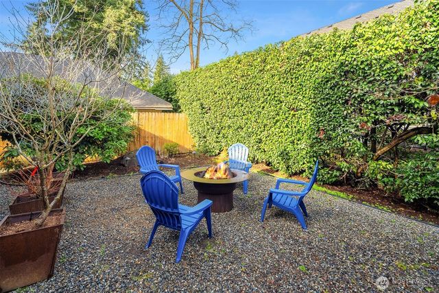 2234 108th Avenue SE, Bellevue, WA 98004